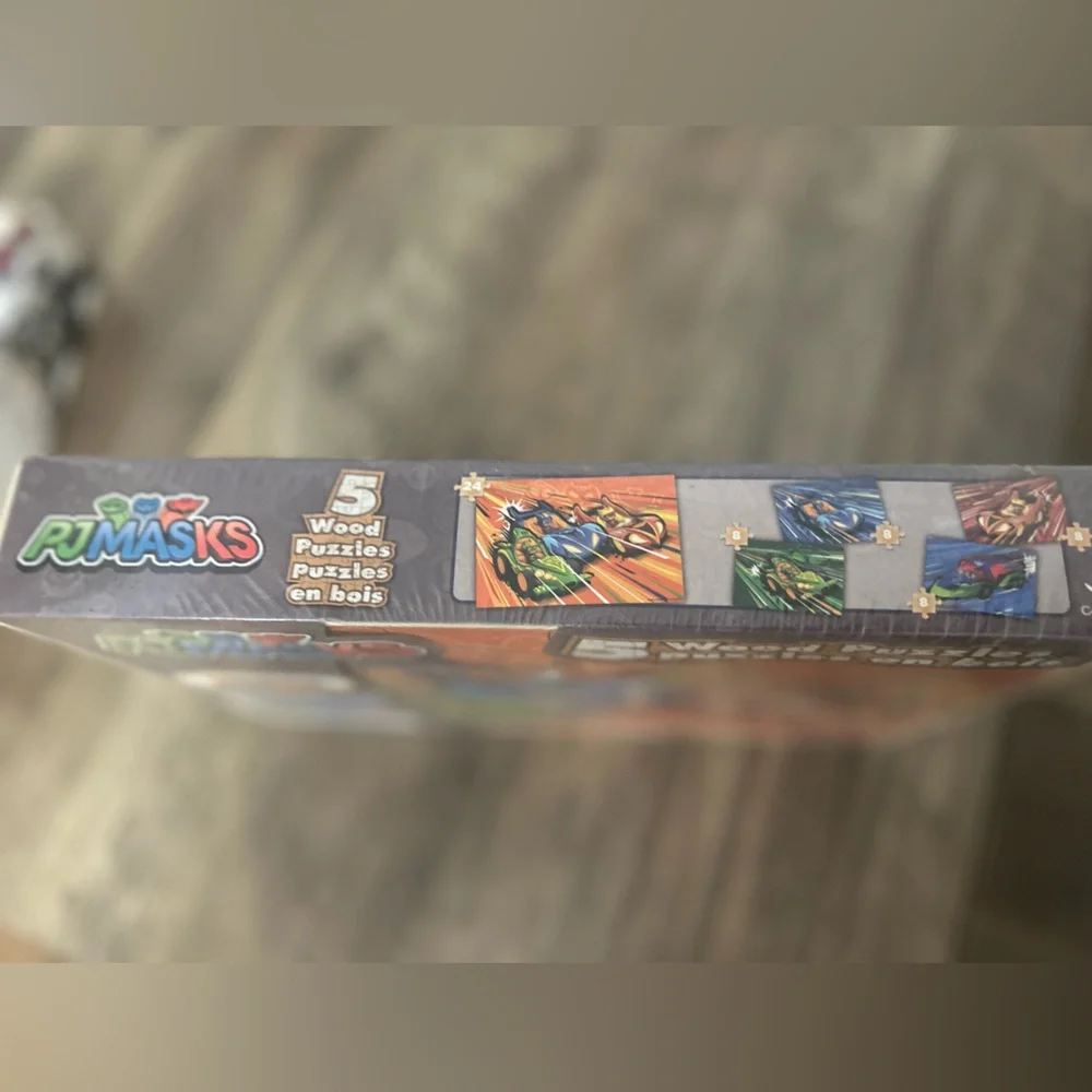 PJ Masks 5 Wooden Puzzles & Storage Box